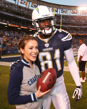 http://media.sheknows.com/articles/Alyssa-Milano-Chargers.jpg